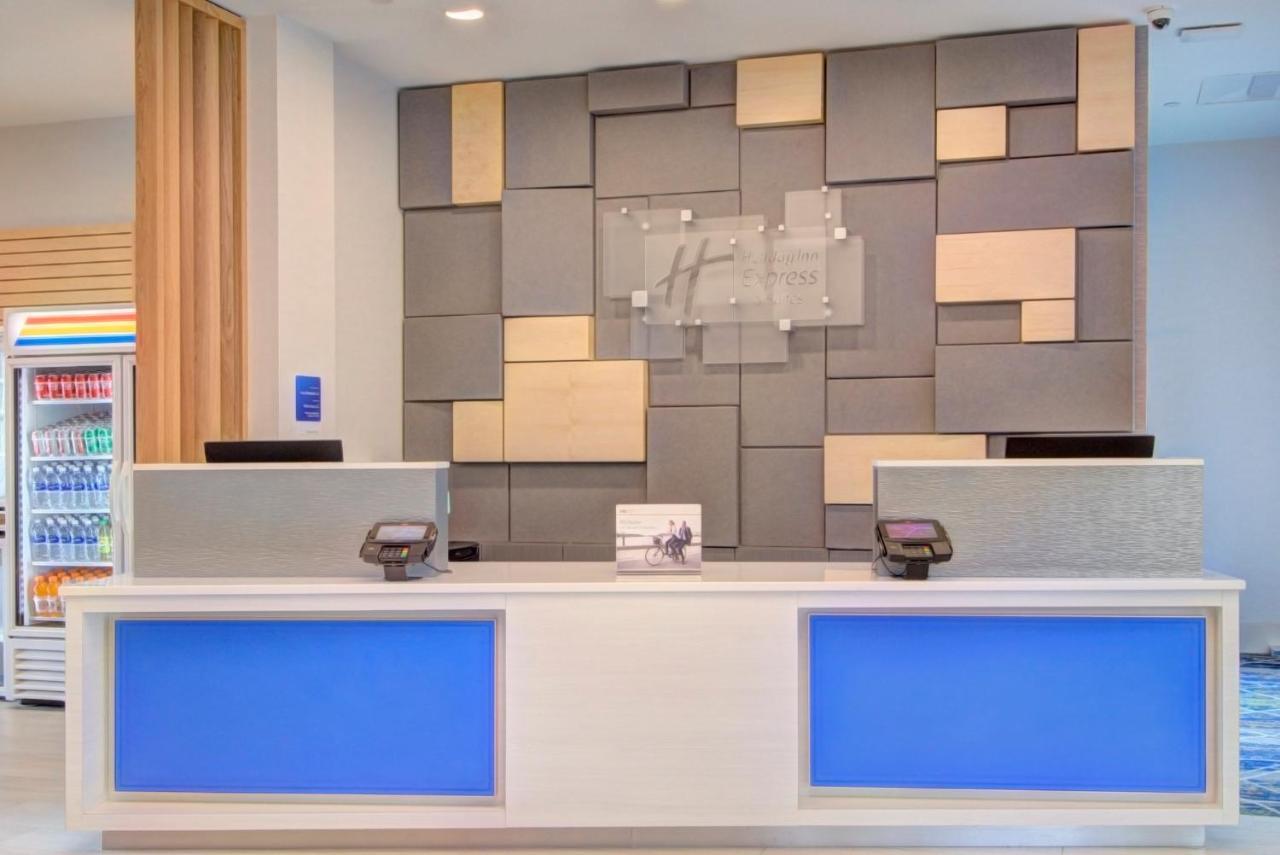 Holiday Inn Express & Suites Charlotte Southwest By Ihg Sterling Exterior foto