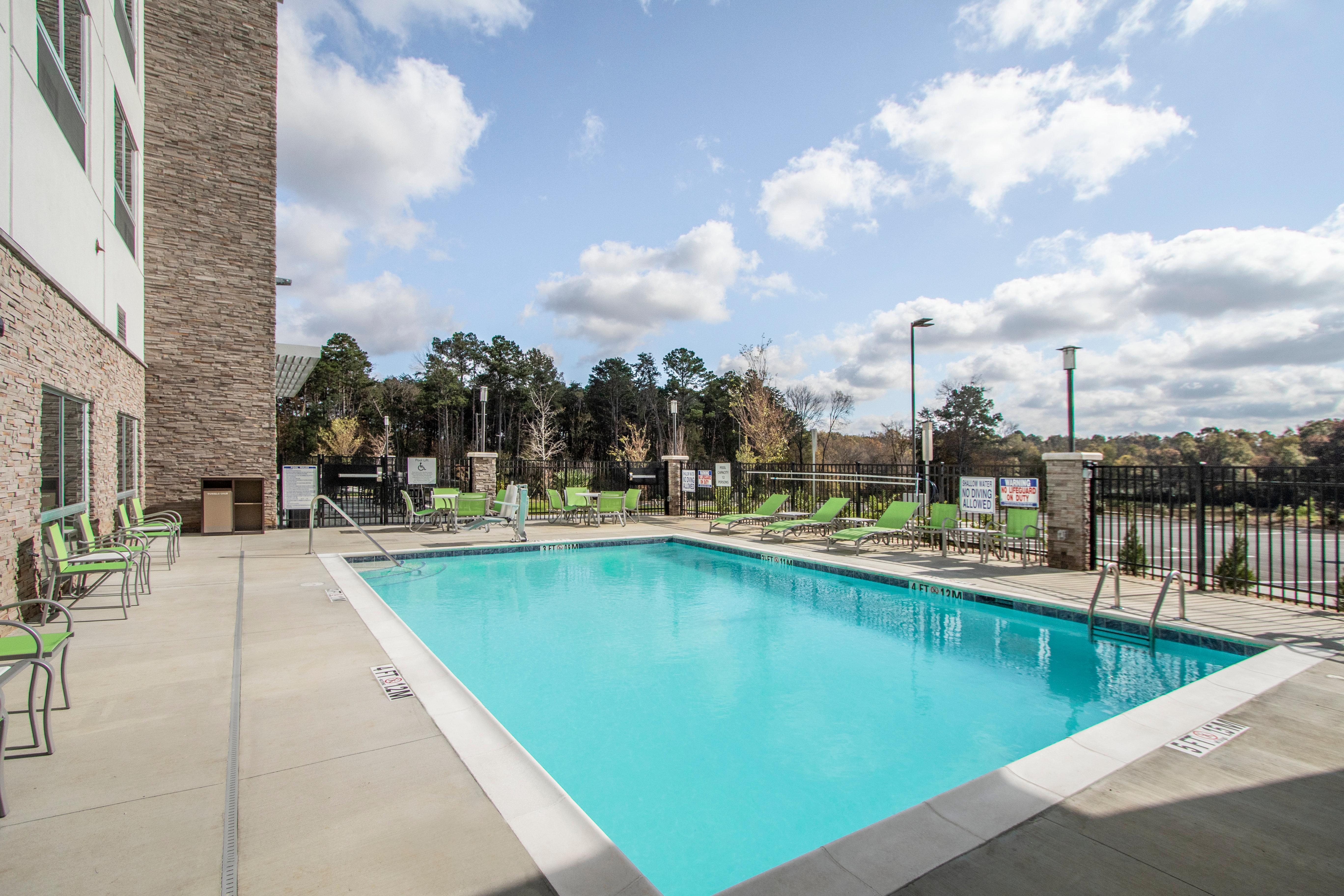 Holiday Inn Express & Suites Charlotte Southwest By Ihg Sterling Exterior foto